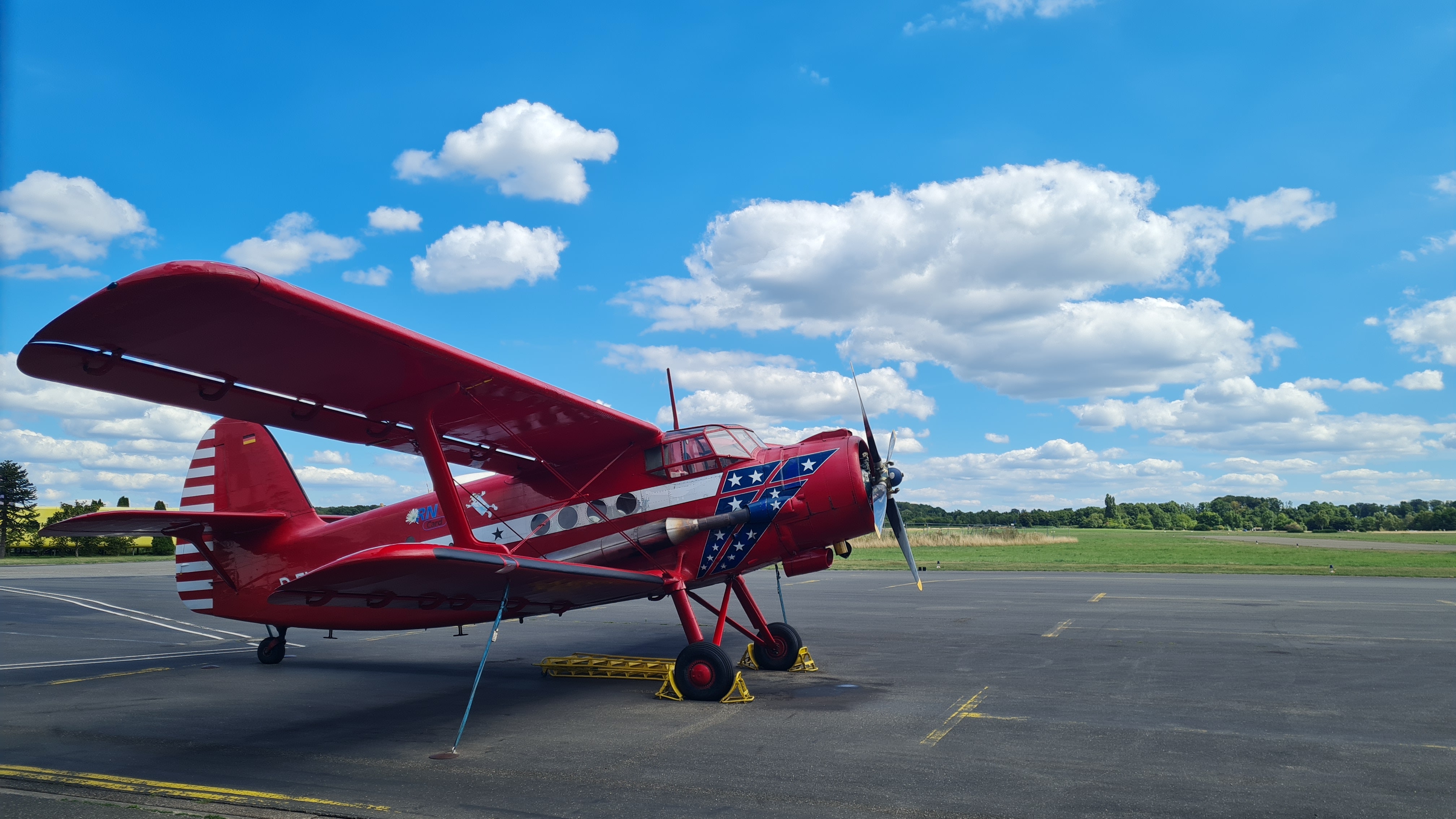 Antonov AN-26 Rear Door Opens Mid Flight